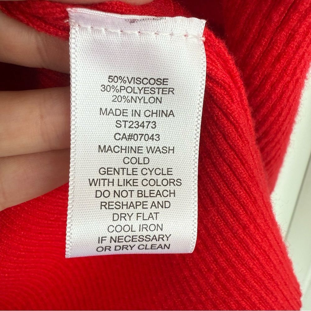 Sincerely Jules Red Ribbed Button Front Tank Top - Picture 3 of 7